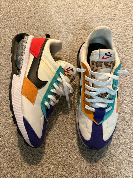 Nike Shoes - Nike sneakers